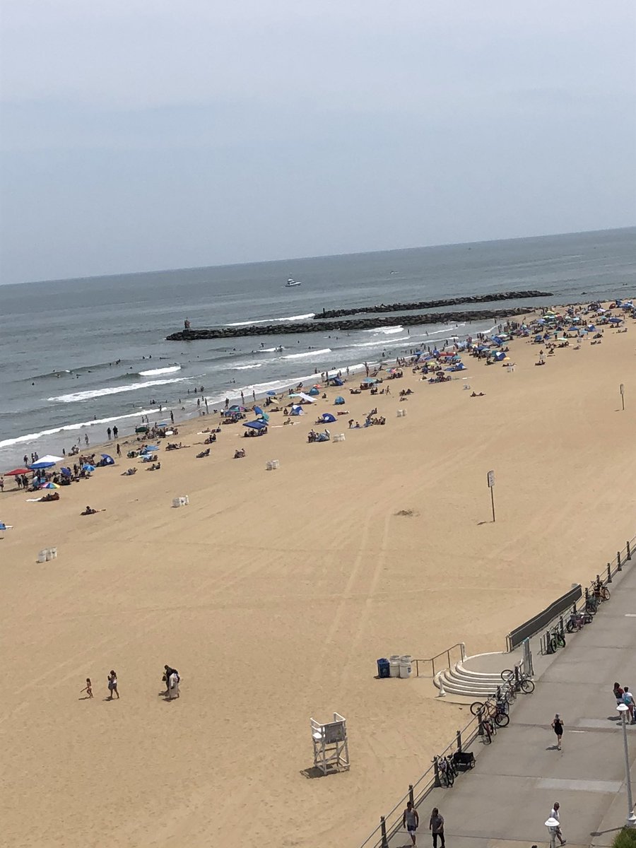 angelwings3115's tweet photo. Welcome to Virginia Beach!!! Sun, Fun and Volleyball Tournaments!! #diamondelitestatus #Diamondcareers #almostnormal #Beachquartersrampingup #volleyballonthesand https://t.co/0DCKF0mWVh