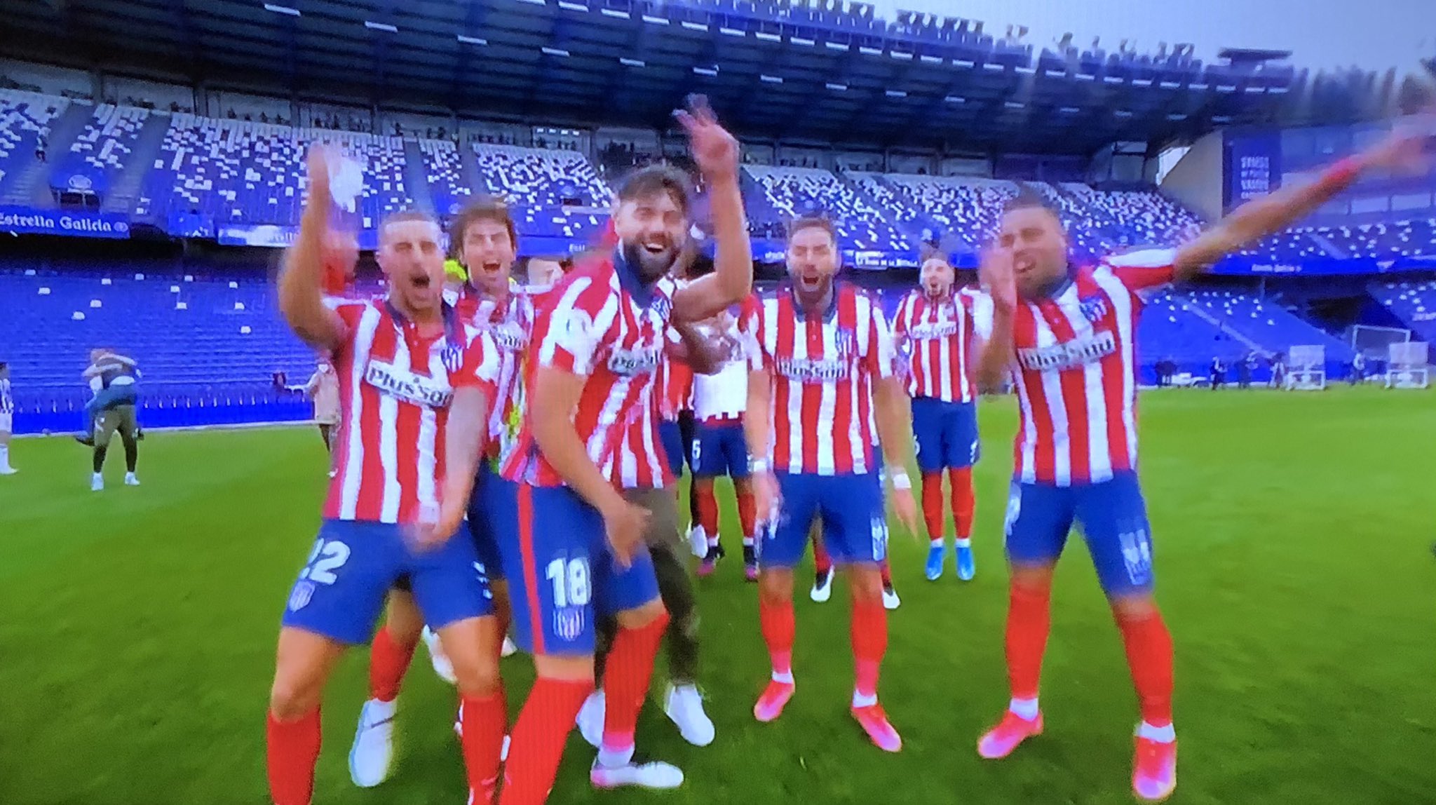 Lii アトレティコ優勝 前回優勝の時同様 やっぱ嬉しいね Atleticodemadrid アトレティコマドリード Laliga アトレティコ T Co Hdq8iedwcf Twitter