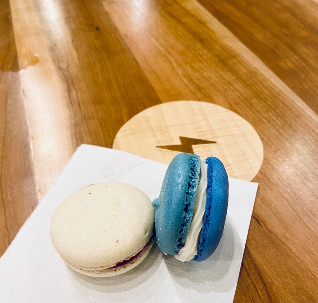ShortwaveCoffee's tweet photo. Our house made macarons are too good not to share again. Treat yourself at #shortwavecoffee this weekend! #receiveandtransmit https://t.co/PThZjgFdoU