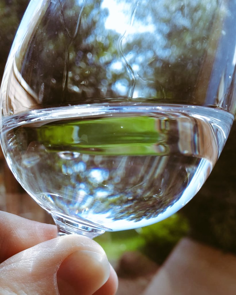 SpiritofBrum's tweet image. A little while later, just as the sun shows up ☀️ the first commercial spirit runs off the still 🌾💕🥃💥
#SpiritofBirmingham #SpiritofBrum #Distillery #GraintoGlass #Vodka #EnglishWhiskytoBe #Saturday