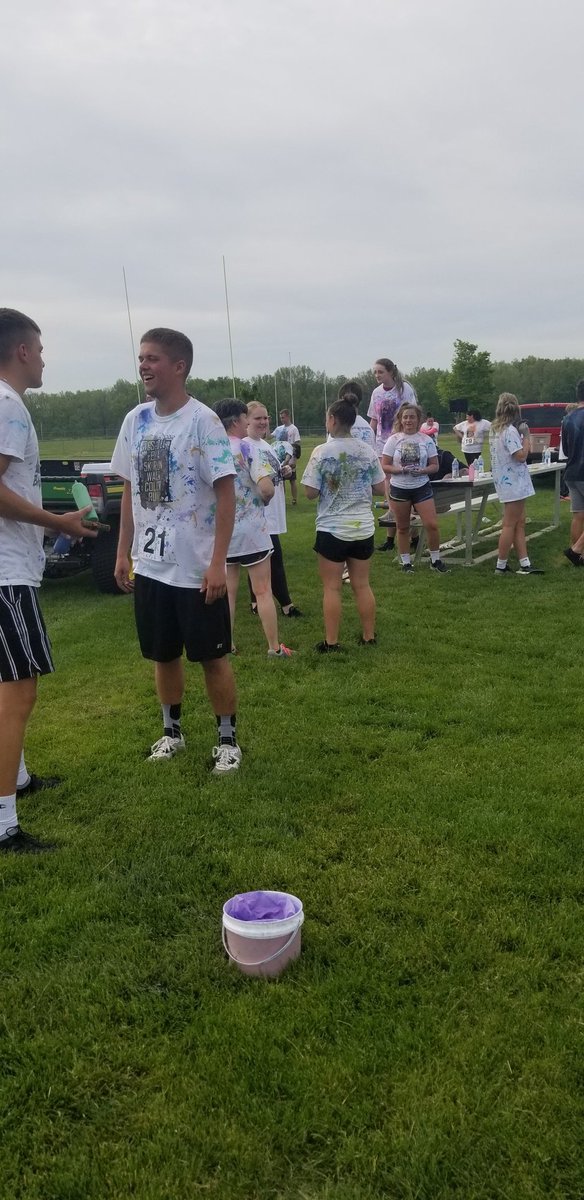 tlgill8's tweet image. So much fun was had today at the 2nd Annual WD FBLA Color Run! Congrats to our age group winners. Logan Fulton, Jaylen Godby, Chandler Cook, Ben Stoughton, Miss Stanley, and Mr Fulton! So proud of all who helped and participated. #wdpride #lovehavingfun #mystudentsareawesome