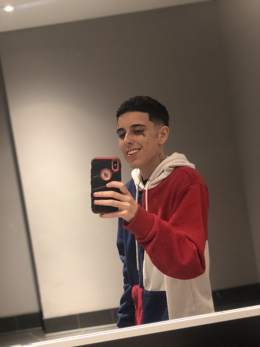 papi 🦍 tweet media