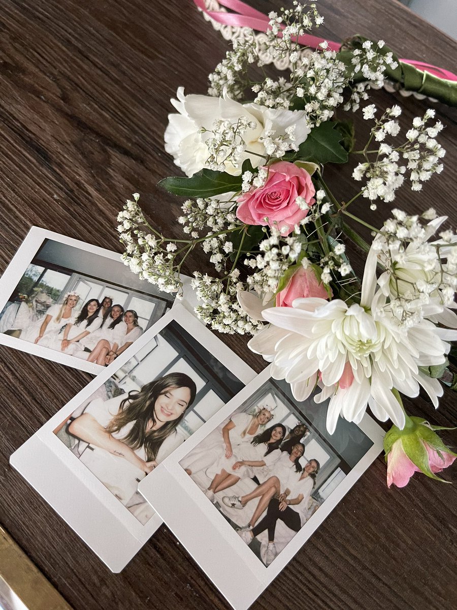 chachigonzales's tweet photo. Realized I never shared my surprise baby shower from last week on here! I’m so grateful to have found this group of beautiful women here in Finland😭I was given a Mexican cacao and baby blessing ceremony,showered in kind words by my friends &amp; ate myself into a coma. Perfect day❤️ https://t.co/59fkyotZBr