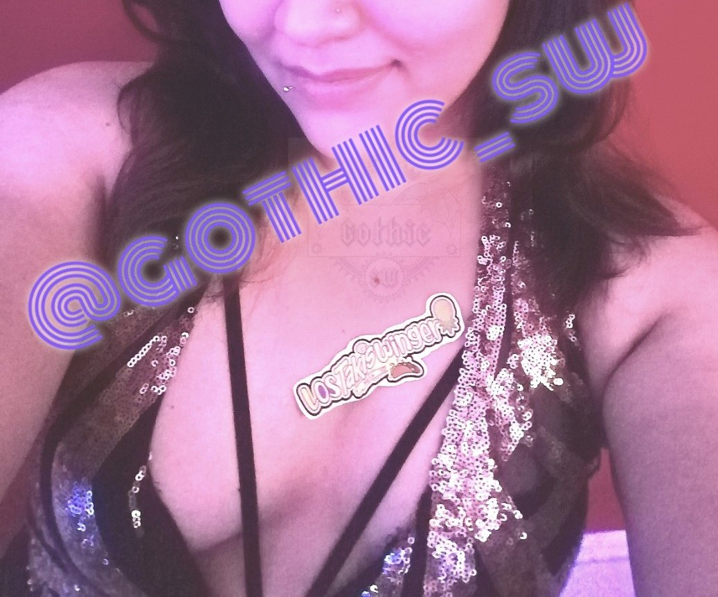 gothic_sw's tweet photo. Que rica velada pasamos en @tksw_Neza  gracias chicos.. Y con una compañía que vale oro @Tonnyact55w

#hotwife
#swingerhotwife
#swingerneza
#SabadoDeGanarSeguidores https://t.co/78gBPEgVeW