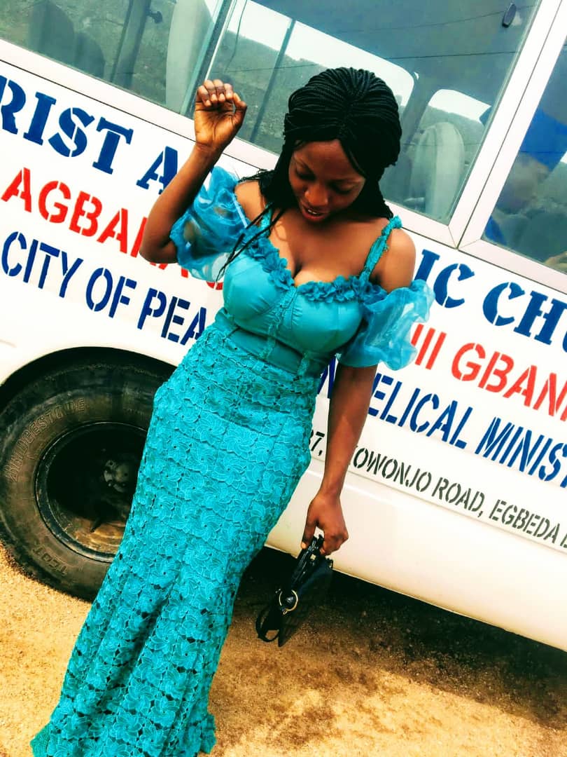 FavourStitches's tweet photo. A beautiful dress for a beautiful client
Dress designed by @FavourStitches 
Thanks for the patronage babe https://t.co/u9pOEVFcgE