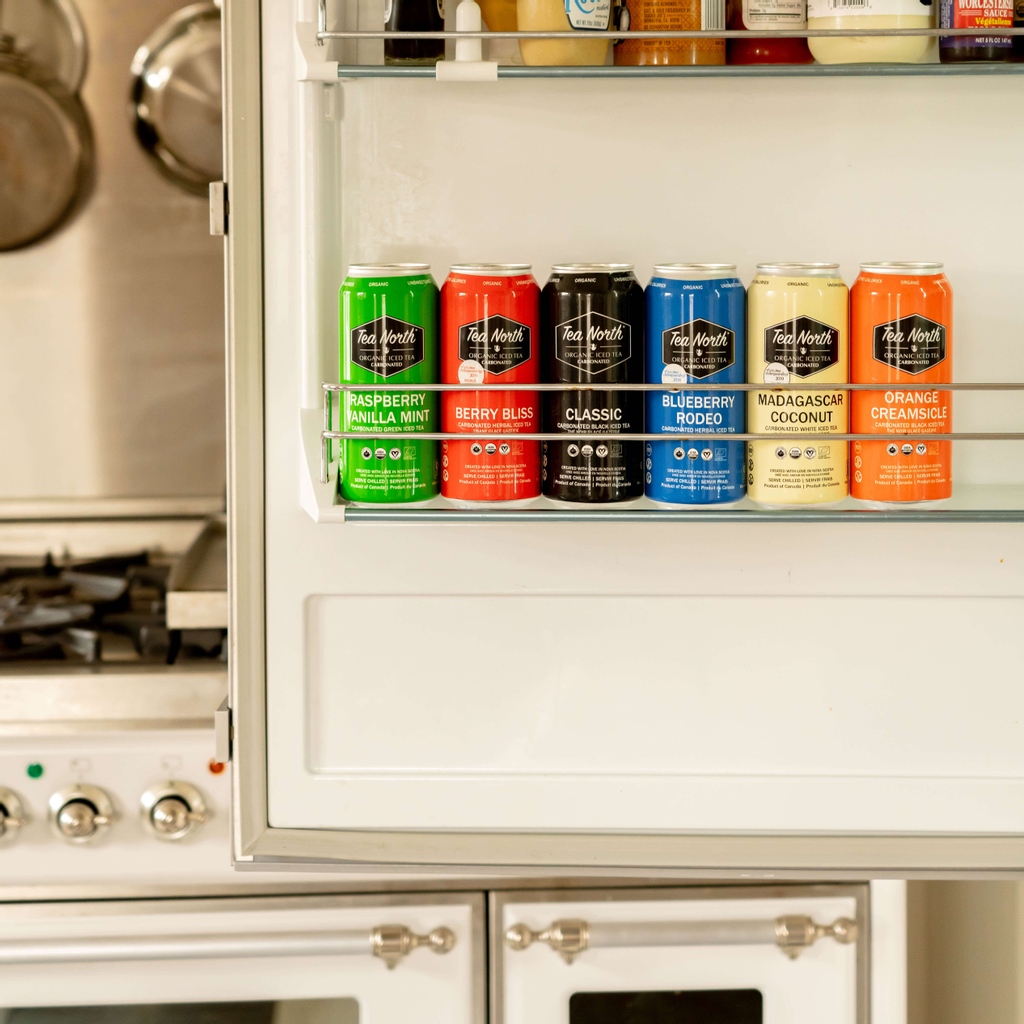 What's in your fridge, keeping you fresh and hydrated this weekend?
.
#drinkteanorth #icetea #unsweetenedtea #unsweetened #sparkling #organic #nongmo #glutenfree #nosugar #tea #vegan