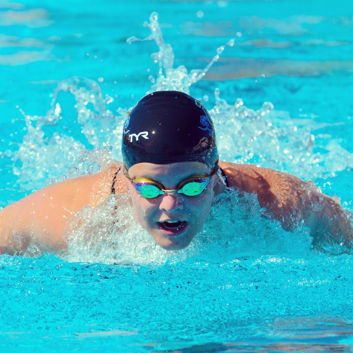 bloom_makenna's tweet photo. 24.9 in the 50 free! First in 200 and 50 free at league championships for coastal canyon league. AND and new league record in the 50 free🤗 @TOHSAthletics @TOAcornNews @TheAcornSports @CIFSS @TYRSport #usaswimming #tohs2022 https://t.co/3uQAVHyw7Z
