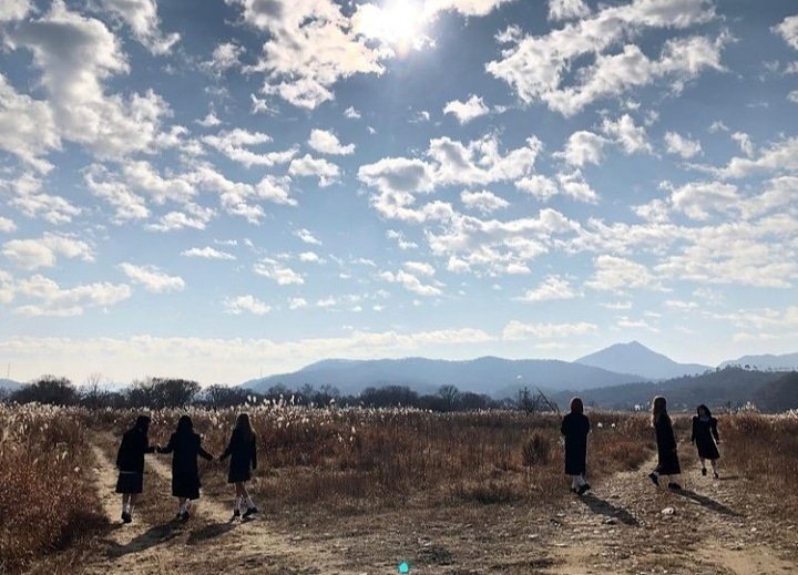onexdayne_'s tweet photo. I really want to say a big thank you to all of you for being present in my life you are one of the idols that I'm always proud of I love you guys💜✌🏻

#ThankYouGFriend
#우리_다같이_꼭_다시_만나
#여자친구_밥잘먹어 https://t.co/v41xoiCc1I