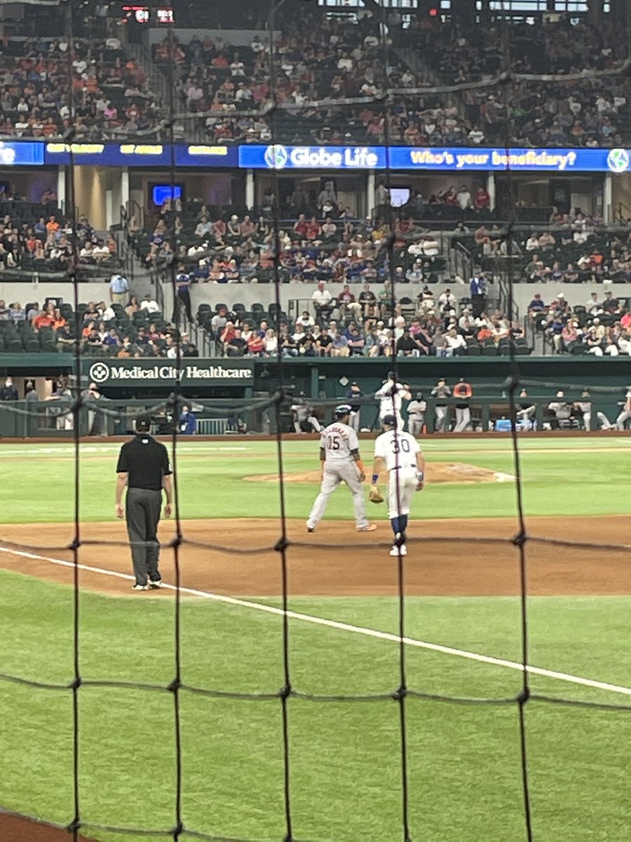 Ja1861's tweet photo. #JustNeed1 out @Rangers  @MandyBaileyWX https://t.co/ZwgGuD4C0L