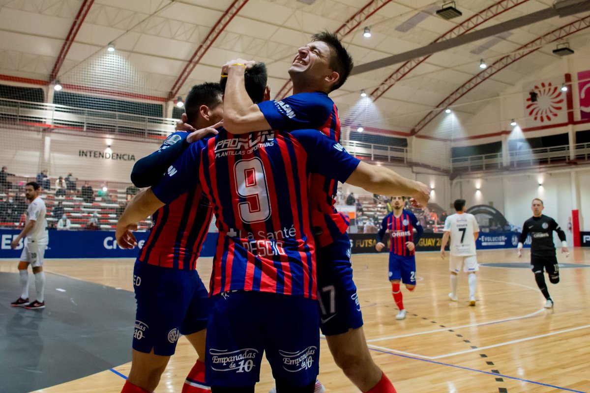 San Lorenzo tweet media