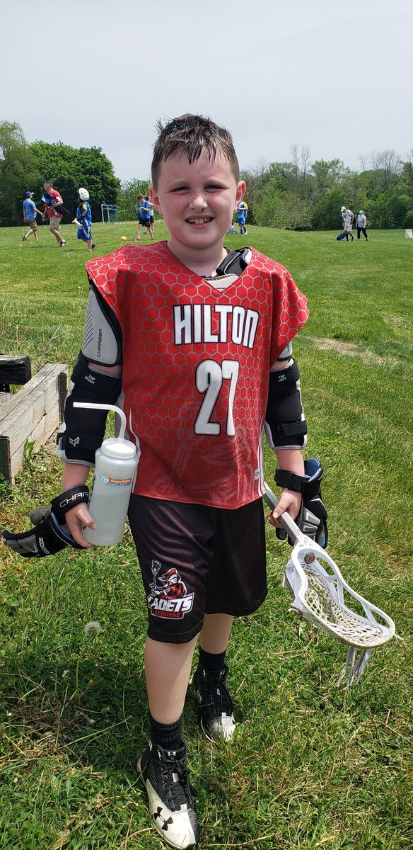Mindysullivan44's tweet photo. I love watching these kids play! This kid filled in for Hilton 1 and played 4 games in a row today! #hiltoncadets #hiltonlacrosse https://t.co/iu4YpcUra6