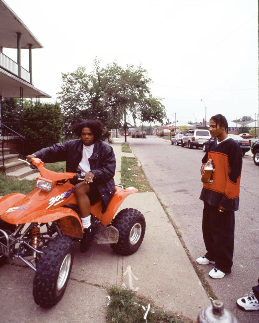 6am_music's tweet photo. Some of my favorites. His sets with eazy are legendary! https://t.co/sUpAZDbDIS