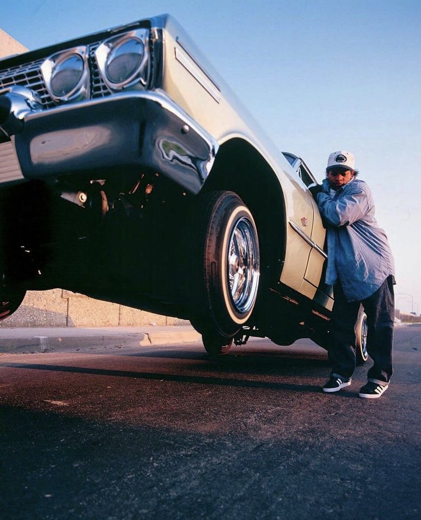 6am_music's tweet photo. Some of my favorites. His sets with eazy are legendary! https://t.co/sUpAZDbDIS