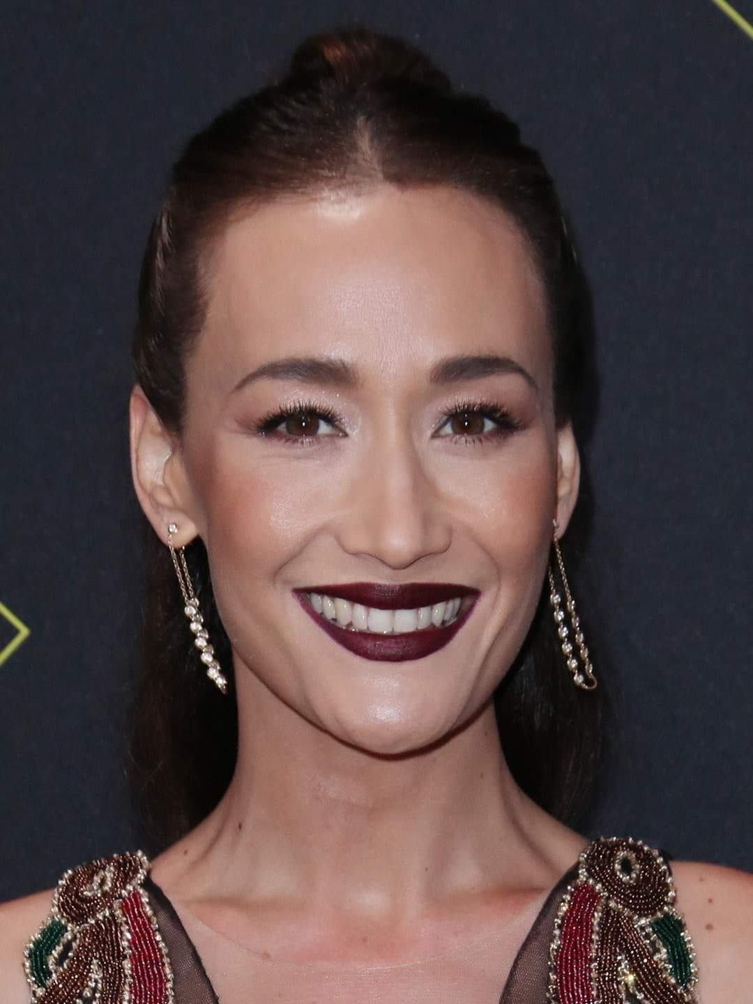 Happy Birthday Maggie Q ! Hoje a atriz está completando 42 anos.    