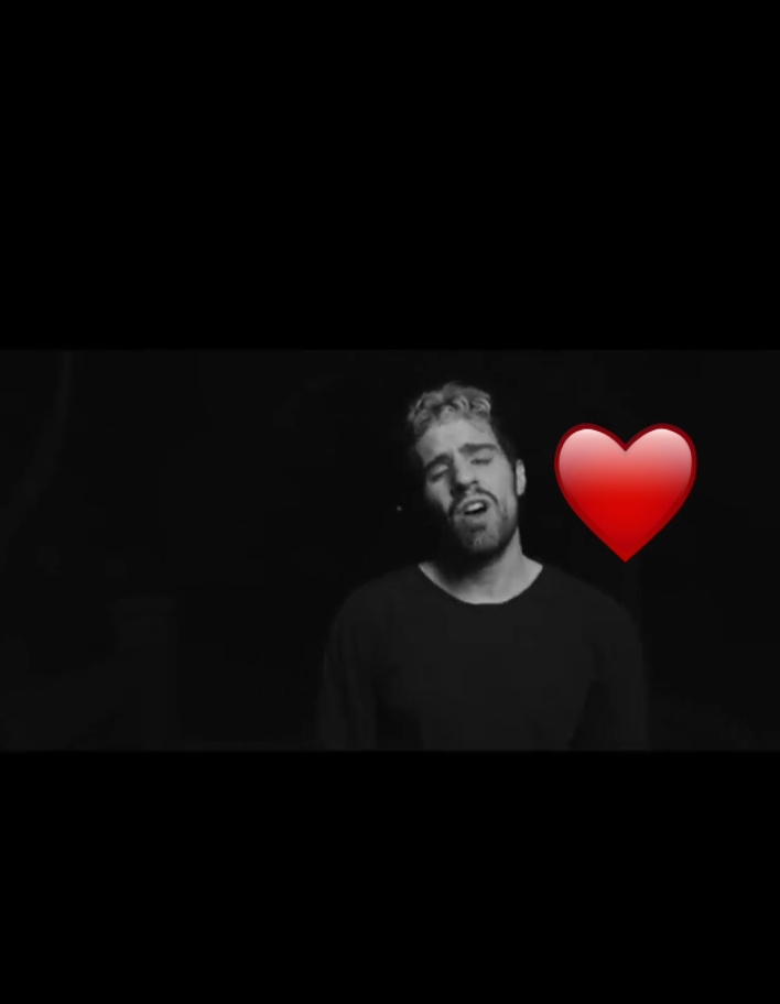 #faraonavive paralaa Lakaaaaaaaaa !!!! En breve su show