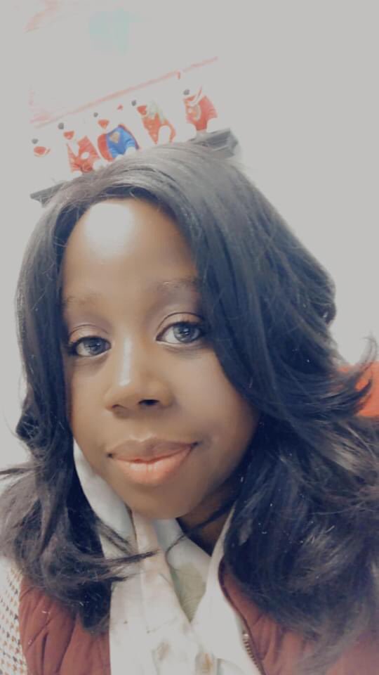 daitanna_brown's tweet photo. I was going to do a “vintage one woman photoshoot” but I discovered the “reface” app and my exhausted self found it more convenient to put my face on someone else’s body 🤣. It’s easier and fun but not as satisfying as a real photoshoot.
#refaceapp https://t.co/M95eEEFZb1