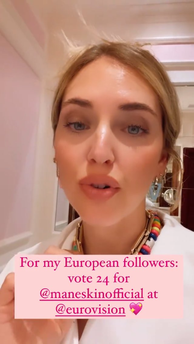 La_Silvia23 tweet picture