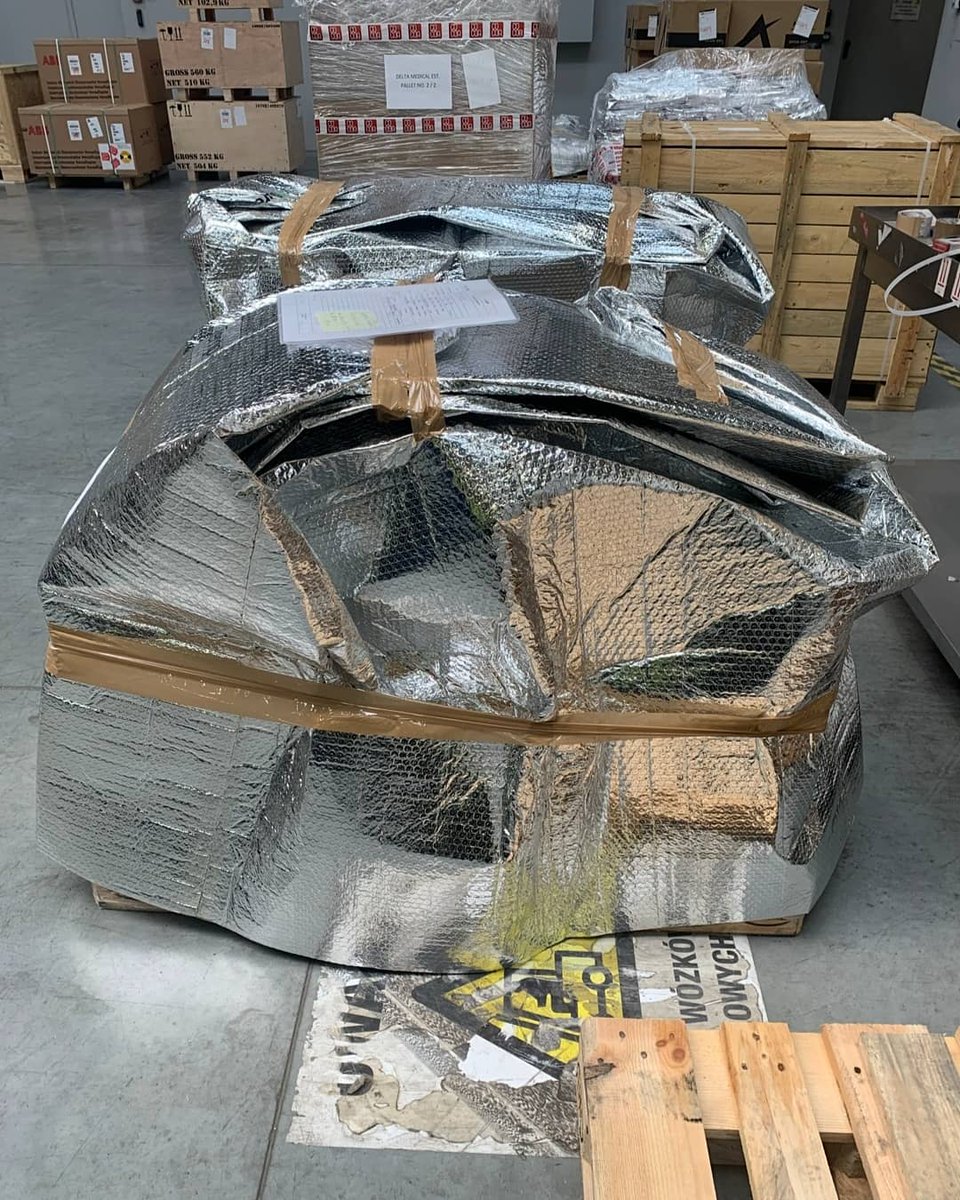 FrmServices's tweet photo. FRM Shipping Services L.L.C moves medical shipment from Poland to Dubai in Thermal Blanket covering under temperature control mode
#Shipping #Logistics #UAE #Dubai #2021 #Services #logisticsdubai #ErbilLogistics https://t.co/juCz20sd8D
