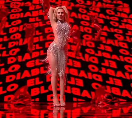 euromovidas's tweet photo. ¿Tenéis que decir algo respecto a este 3x1 en vestidos plateados, @CarrefourES? 

#EurovisionRTVE #Eurovision https://t.co/PBoV7cqKwY
