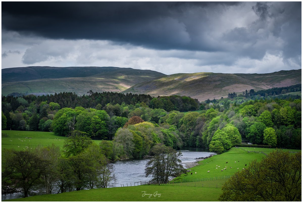 Supergios's tweet photo. Outing to #kirkbylonsdale for to celebrate our nieces 21st β€οΈ @_eleanorjane27 #cumbria #trees #ruskinsview https://t.co/CJBdlAClJR