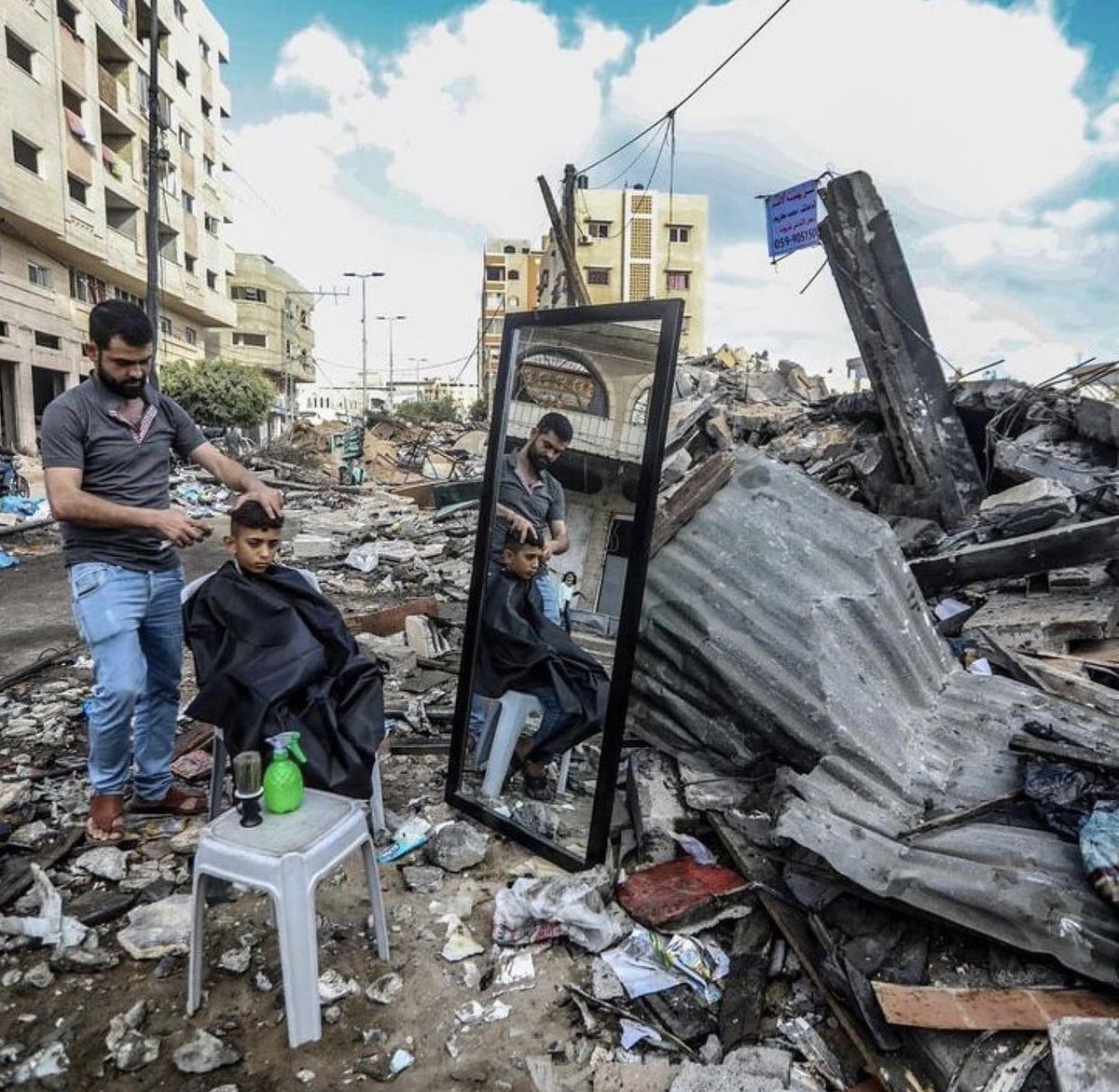 AlaaDaraghme's tweet photo. The barber shop in Gaza https://t.co/zK2KQZAohC