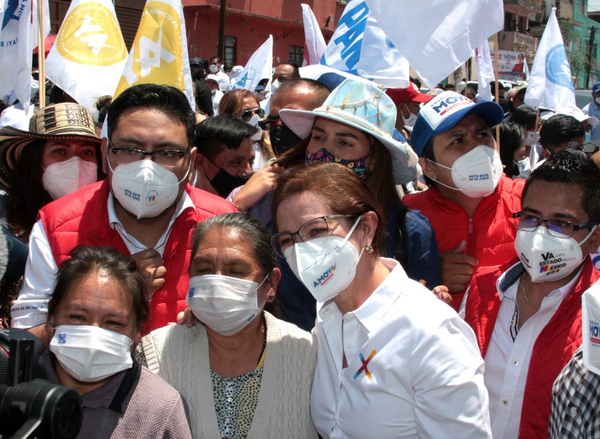 angiemoyam's tweet photo. ¡Vamos a ganar el próximo 6 de junio! ¡Vamos a ganar porque somos fuertes, porque queremos un mejor #Naucalpan y porque estamos unidos! Gracias, San Antonio Zomeyucan por su apoyo, vamos juntos porque ¡#ElCambioEsYa! 💙❤️💛 https://t.co/PCV7HyA2vW