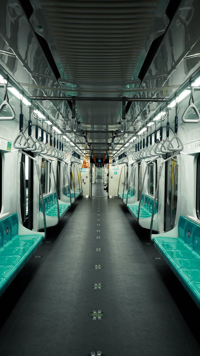 DEzra11's tweet photo. @sadness_loop MRT Jakarta.
Before - After
#KevInEditing https://t.co/QngK2Yrzux