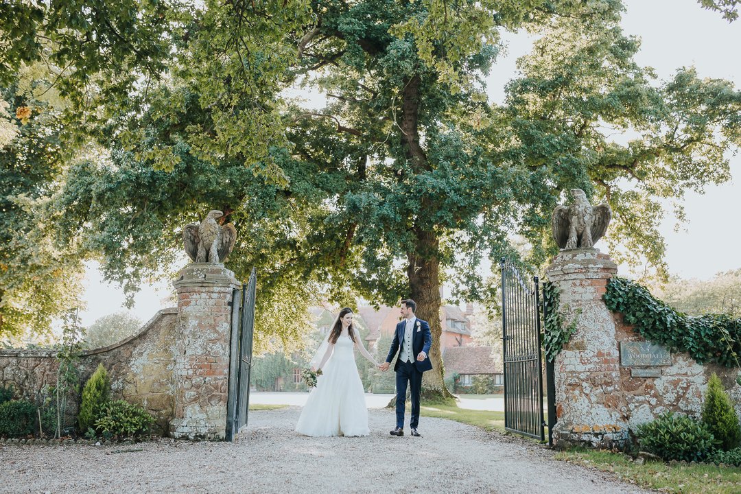 Woodhall_Manor's tweet photo. Our entrance gates are the perfect place to snap some wedding photos 😍 We absolutely love this one taken by @sharon.cudworth
#countrysideweddingvenue #weddingvenue #weddingphotographer #suffolklife #hiddentreasure #manorwedding#suffolkweddings #weddingsinsuffolk #manorhous https://t.co/oYhM9DnlM9