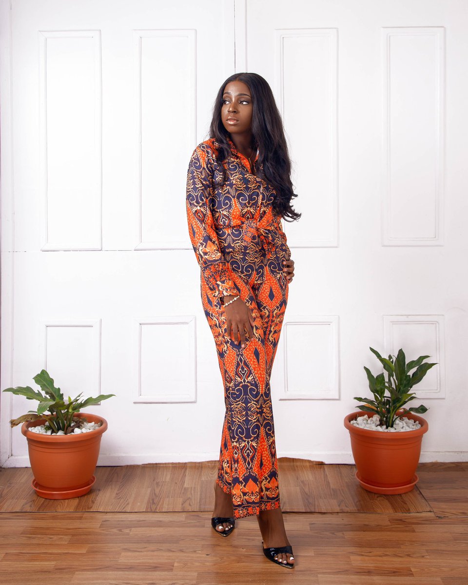 ire_rtw's tweet photo. NEW IN!
Look 10: The shirt and pant set.
•
Available in size 6-22
Price for set: 15,000NGN
•
Fit: Loose fit/true to size. 
•
To order, kindly send us a DM or click on the link in our bio to direct you to our WhatsApp.
Limited stock available!
#shopiré #weariré #irécollection https://t.co/YRZr95lF3s