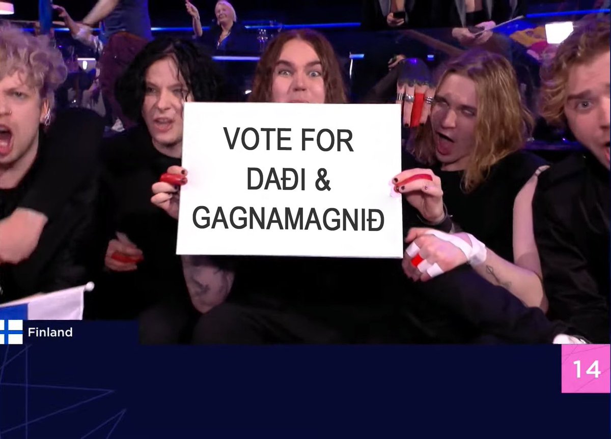 atlifannar's tweet photo. europe, you know what to do #Eurovision https://t.co/MXs0w7hgHE