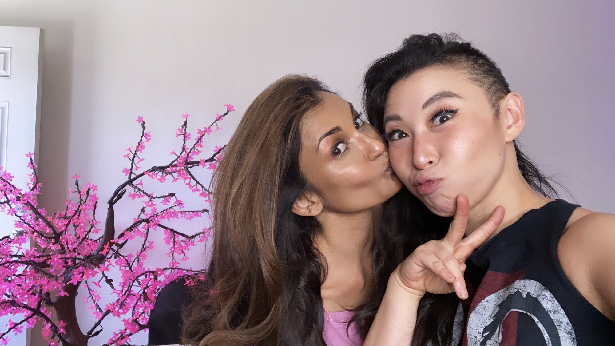 Erika Ishii on Twitter: “It’s happeniiiiiing https://t.co/gxg2NzTBJe