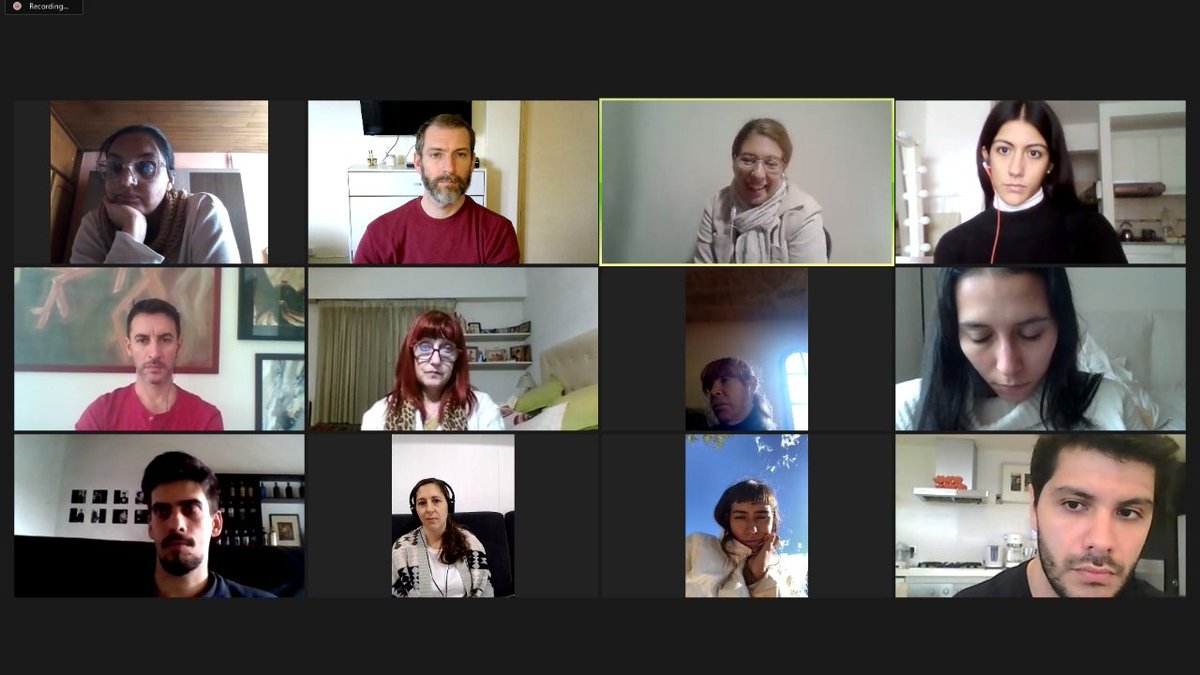 Hoy en nuestro curso de #Entrenamiento en Terapia #Sistémica de #Familia y #pareja, trabajamos sobre la teoría #cibernética de Robert Wiener, y aplicamos los conceptos a un caso de supervisión. Gracias a todos por participar junto a <a href="/FDasein/">Fundación Dasein</a> 
#capacitarse #aprender #supervisar