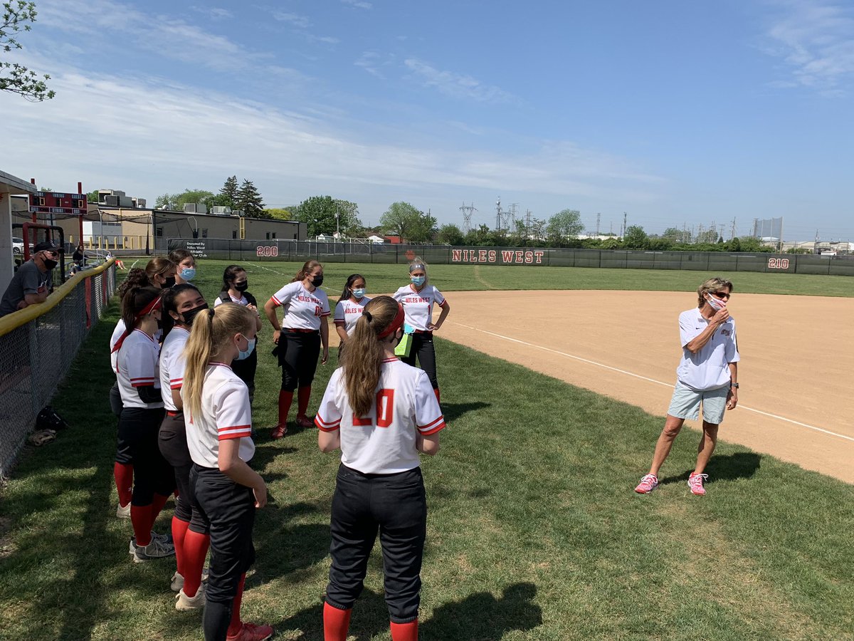 NW_Wolves_SB's tweet image. Congratulations, Ms. Laux! Today’s game was held in honor of Ms. Laux’s retirement as assistant athletic director. We’re glad to have given her a win! We finished 1-0 over Taft. Kira Hoffman pitched a one hitter with 10 strikeouts! #wolvessoftball