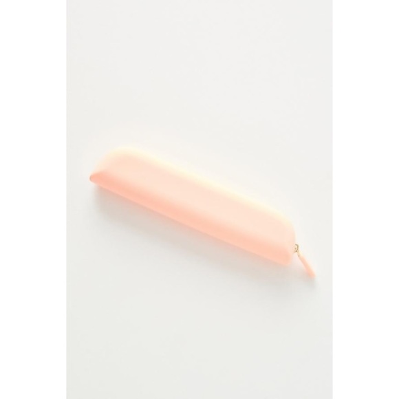 So good I had to share! Check out all the items I'm loving on <a href="/Poshmarkapp/">Poshmark</a> from <a href="/Diaz5Natalia/">Natalia Diaz</a> @ambassador_posh #poshmark #fashion #style #shopmycloset #sephora #garnier #anthropologie: posh.mk/AhIIvy6vtgb