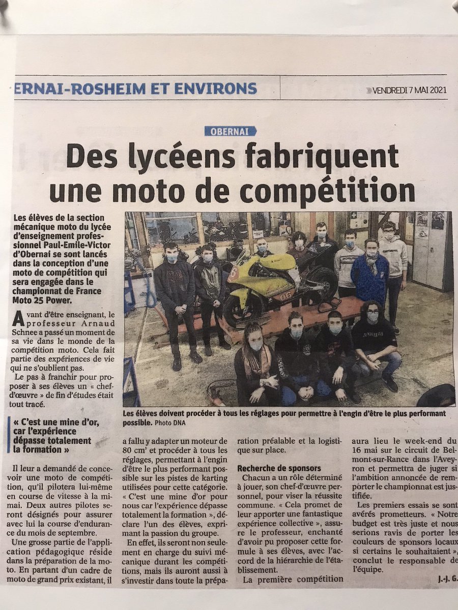 Lycee_UFA_PEV's tweet photo. Quoi de mieux pour un chef d’œuvre que de préparer une moto pour le championnat de France #moto 25 Power? Résultat : des lycéens #bacpro passionnés et motivés... à fond dans leur formation ! 🏍🙏 @aschnee @teampev https://t.co/FaOxIJD7SH
