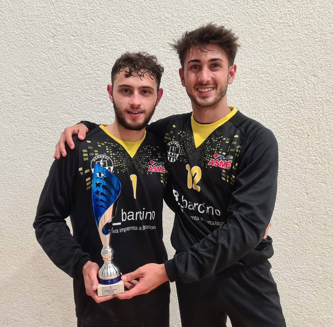 Handbol Sant Martí Adrianenc tweet media