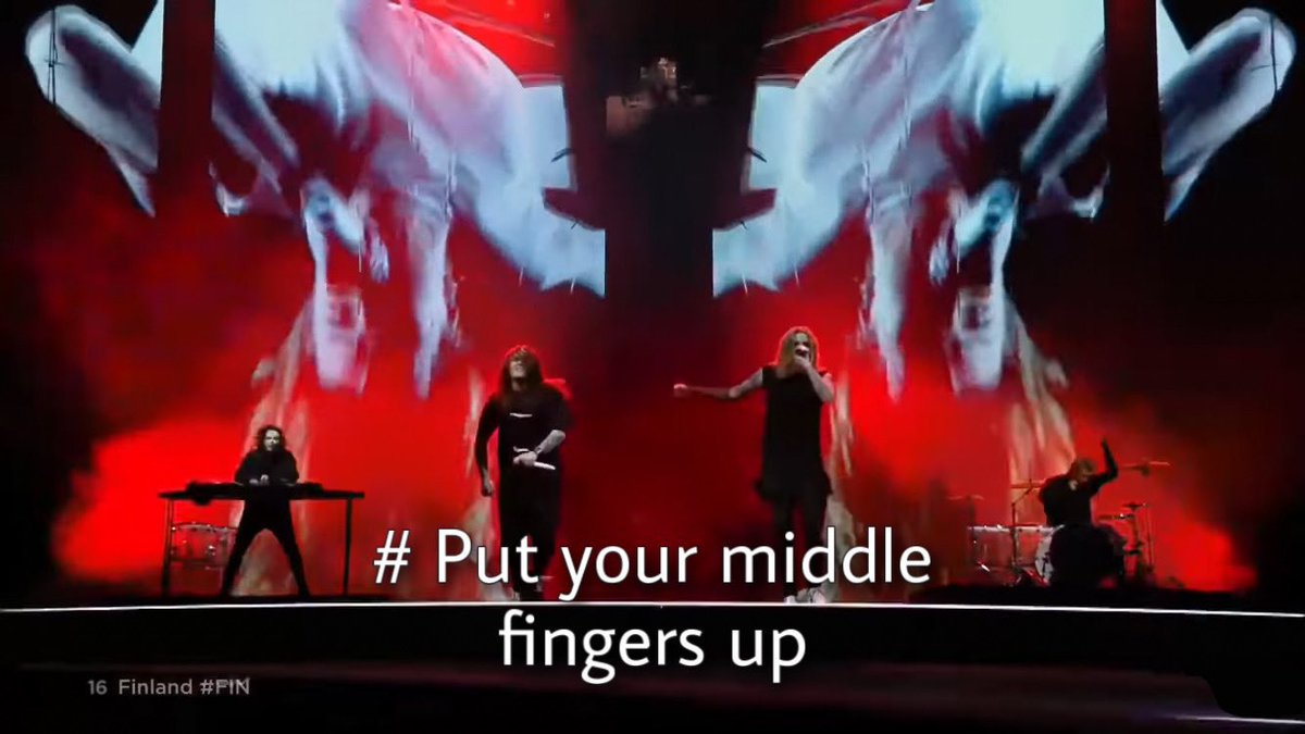 EmmaJBostock's tweet photo. #Eurovision #Eurovision2021 #GrahamNorton the moment the fingers realise she’s come on the stage one song too early. https://t.co/uBCJ8o7sLI