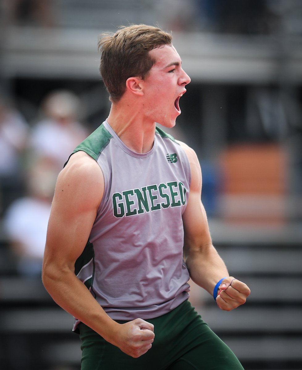 Rock Island Boys Quad meet was held this morning at Almquist Field in Rock Island. Competing schools included Rock Island, Galesburg, Geneseo, &amp; Alleman. Read @KyleH_DA's story in tomorrow's <a href="/Dispatch_Argus/">Dispatch/Argus</a> &amp; <a href="/qctimes/">Quad-City Times</a>!
PHOTOS: bit.ly/34eTtsF