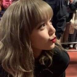 kimlia_M's tweet photo. El mundo te debe millones de disculpas pequeña lili 

WE LOVE YOU LILI, WE ARE WITH YOU

#Protectlisa #Lisaperfect #Lisa #BLACKPINK #YG #Donotdefamelisa #PrincessThai https://t.co/rgcjIDGXs9
