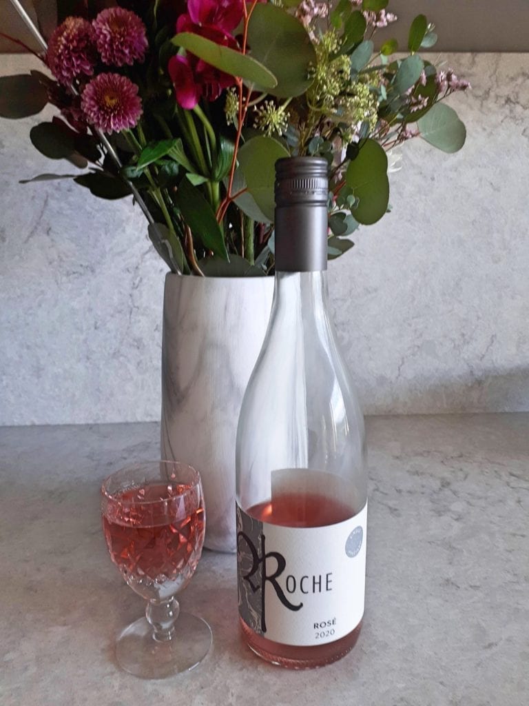 20 BC Rosé under $25 for Summer on the Patio bcwinetrends.com/2021/04/25/top… #roseallday <a href="/RocheWines/">Roche Wines</a> <a href="/MayhemWines/">MAYHEM</a> <a href="/Sevendwines/">SevenDirectionsWine™</a> <a href="/DirtyLaundryVin/">DirtyLaundryVineyard</a> <a href="/evolvewine/">Evolve Wine Co🍷</a> <a href="/CedarCreekWine/">CedarCreek Estate Winery</a> <a href="/intriguewines/">Intrigue Wines</a> @50thparallelwin