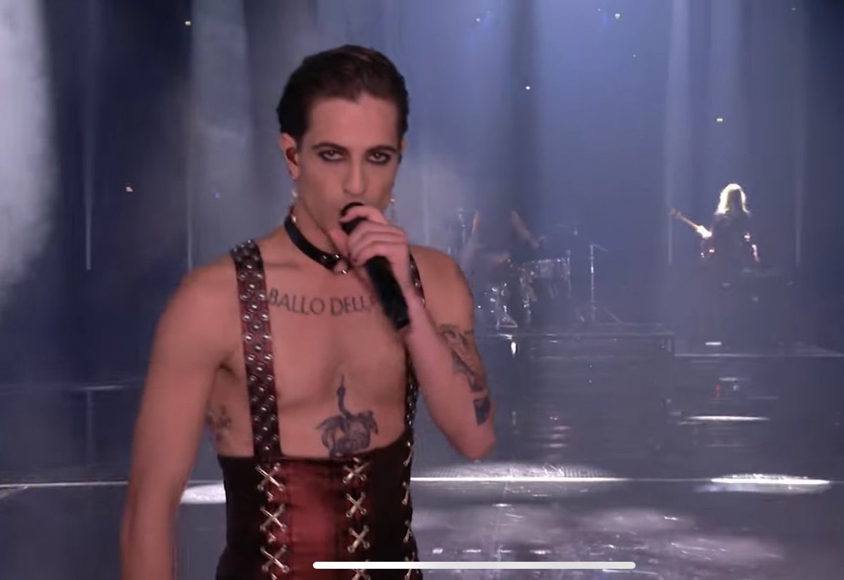 maria_lastra's tweet image. Italia tiene un temazo. 
Y si no lo veis, tenéis un problema. 
#Eurovision