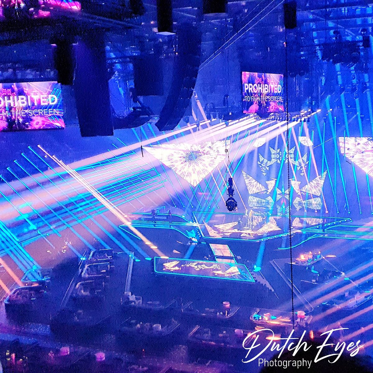 Dutch_Eyes's tweet photo. 📸: https://t.co/JaWpS9todb

#Eurovision #OpenUp #Eurovision2021 #ESC2021 #Rotterdam #GuiltyPleasure https://t.co/irJ6paWufR