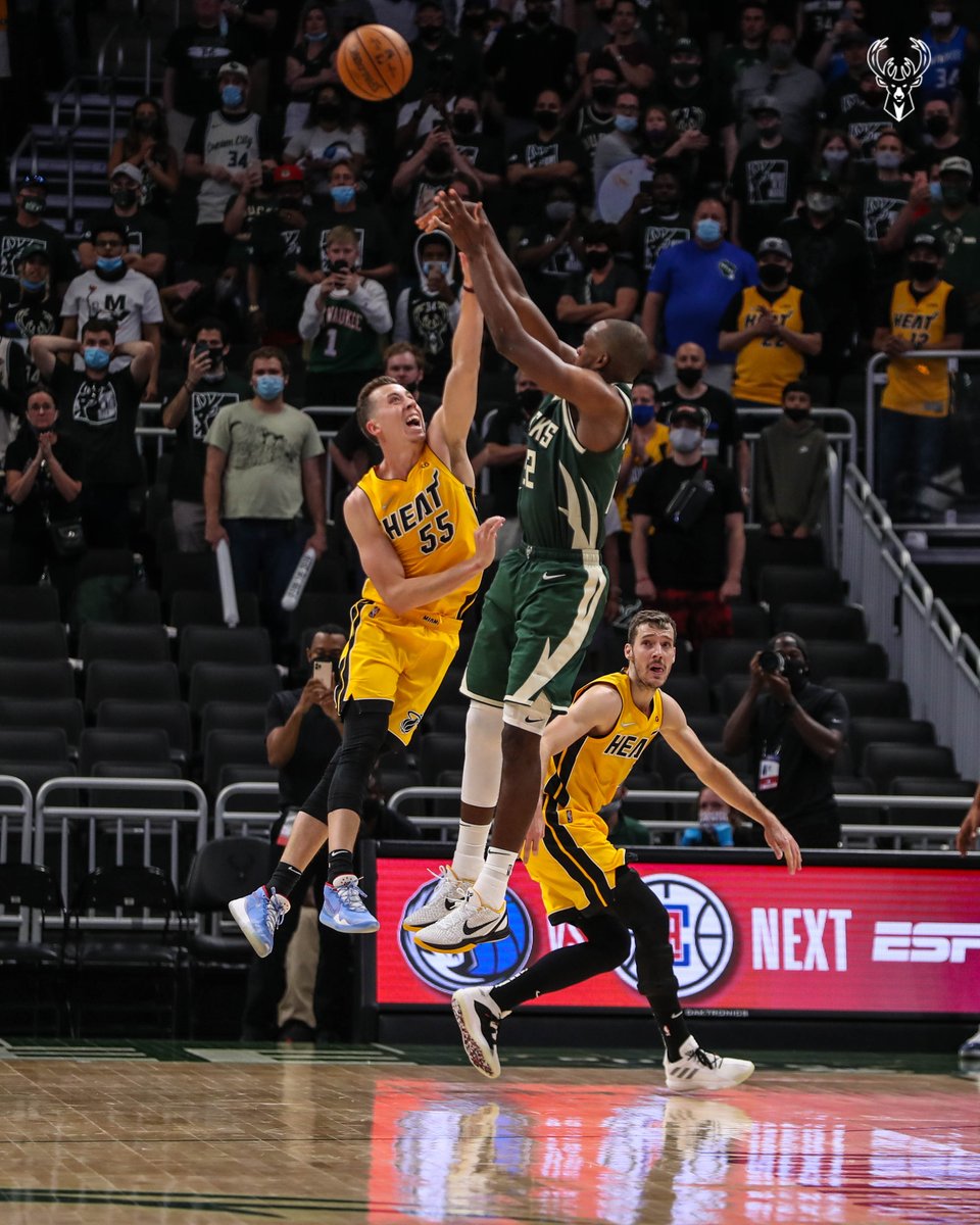 Bucks's tweet photo. KHASH CALLED GAME. https://t.co/DdiI6qlk0C