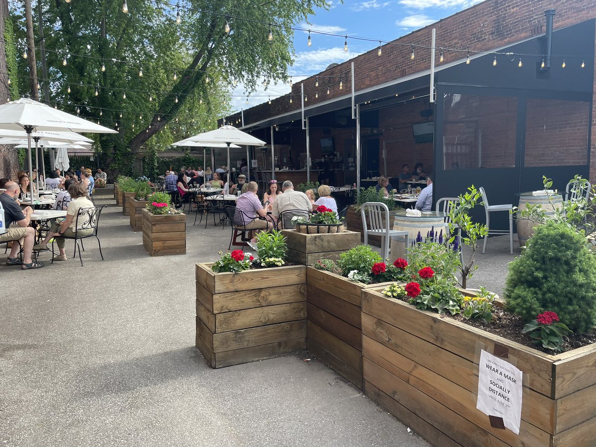 Astoria Cafe Market tweet media