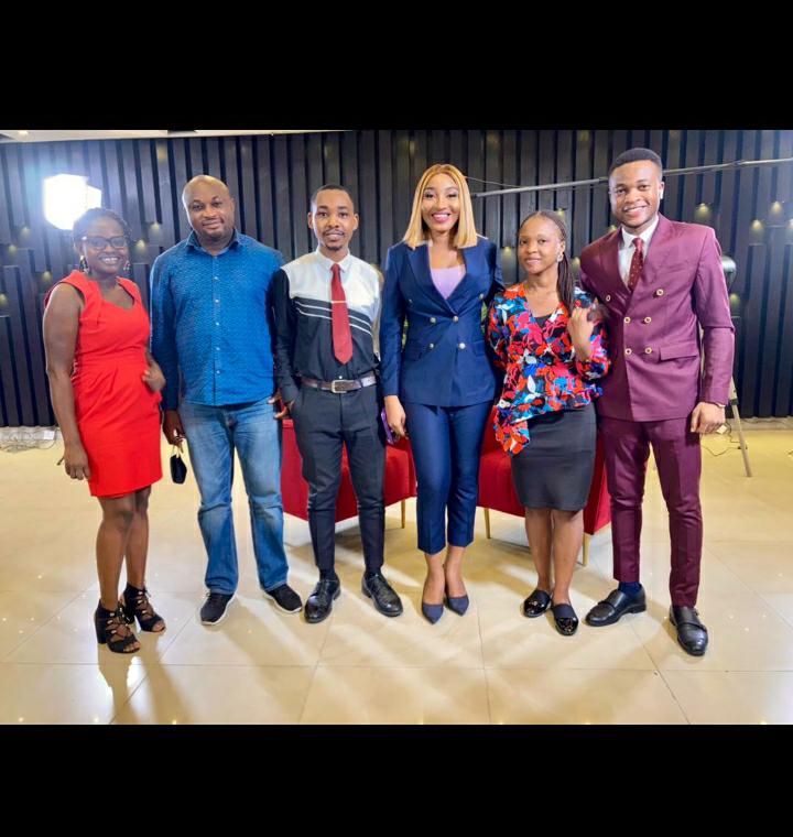 AnayorDaniel's tweet photo. It was indeed a Saturday of learning.
"We must continue to build the right workplace experience where people can thrive" -Anayor Daniel. This is more than a statement to me, it's a passion.
#AnayorDaniel #hr #CoachDaniel https://t.co/q8nIj65acP