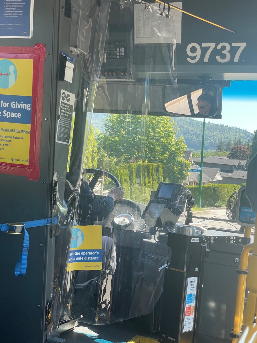 aprilvanert's tweet photo. @TransLink aren't your drivers supposed to wear masks? The driver on the 212 doesn’t seem to think so - check out mirror. https://t.co/06sT0XygRO