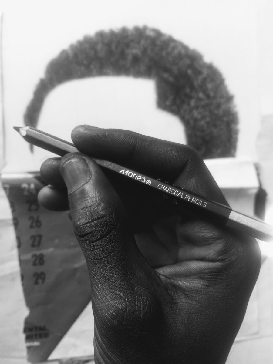 miracleartsy's tweet photo. I am greatly excited about this new piece❤
Wip✍🏿 I had to use my skills with a lot of patience and time so I could capture the texture perfectly,although I don't have the luxury of art materials. Let me know your thoughts on this😊
Kindly Rt this please❤
muse @RicHassani https://t.co/u5lp2DQ2te