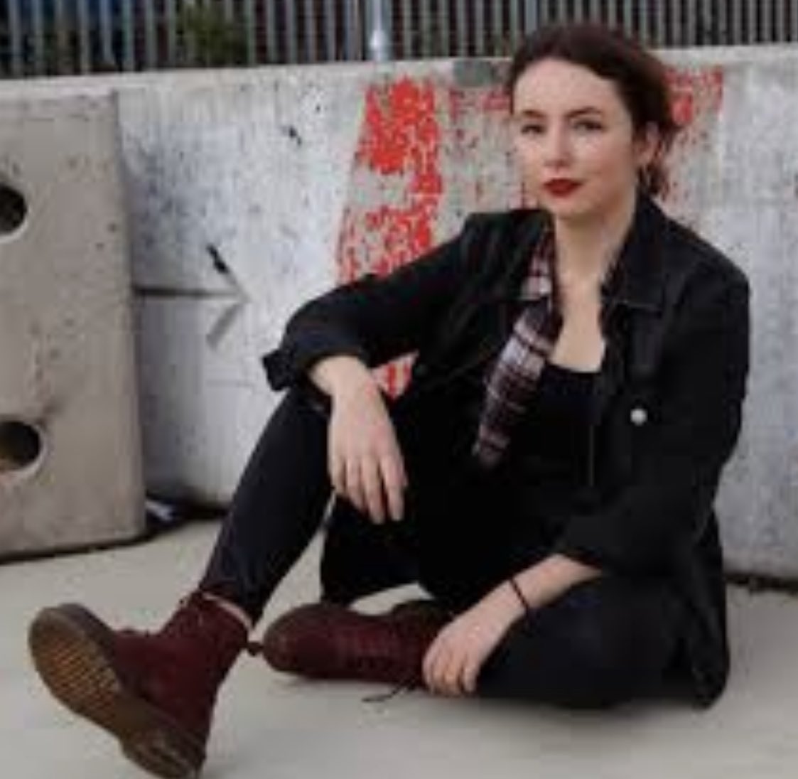 Up next on #unsigned another <a href="/demimschwartz/">Demi Michelle 🦋</a> choice it's <a href="/Rosey_Roisin/">Roisin O'Hagan</a> #girlslikeme #unsigned