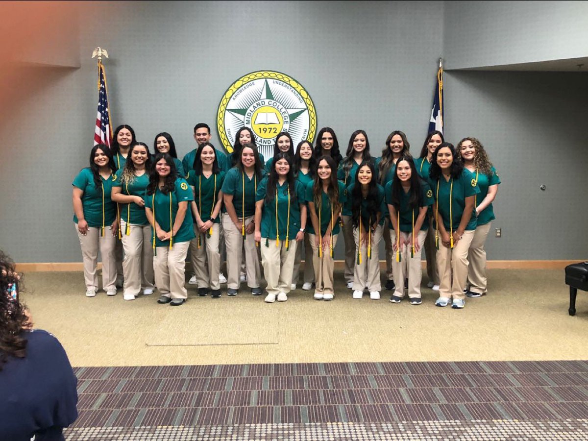 I’m beyond proud of my classmates and all that we have accomplished can’t wait to see what the future holds 💚💛#gochaps