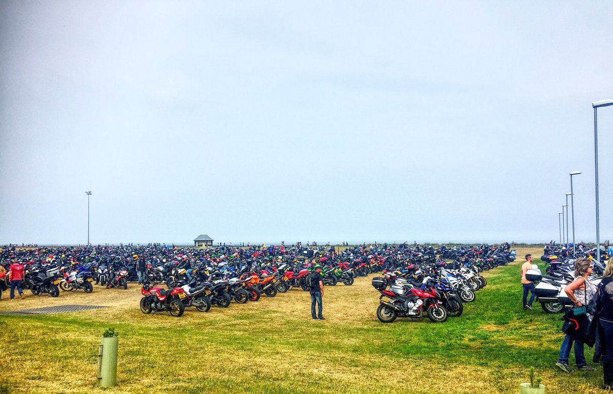 FireStallion666's tweet photo. #random #iomtt16 #ramseysprint #bikes #motorbikes #sprintraces #ttraces @race_tt @ttscwebsite @Isle_of_Man @loveroadraces @iom_online 🏁 https://t.co/txMHCcODeE